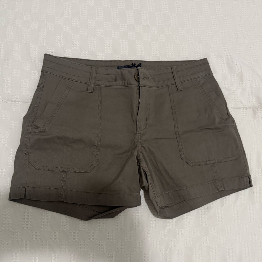 Women's Tan Shorts